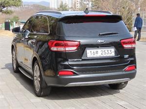 KIA Sorento - Vista 8