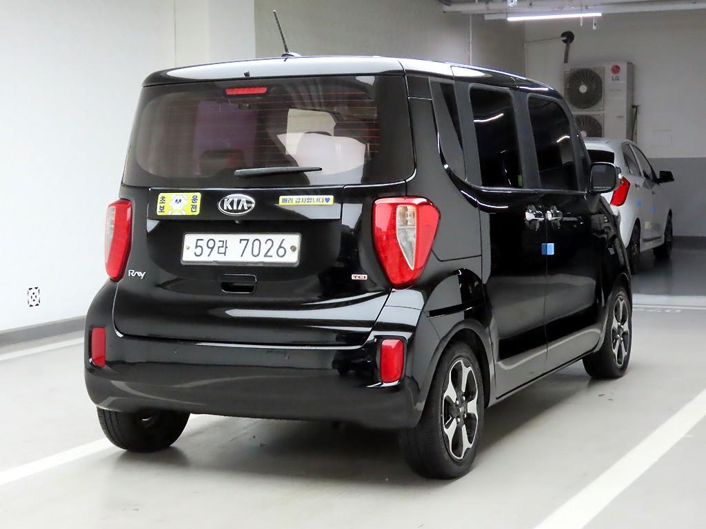 KIA Ray - Vista 4