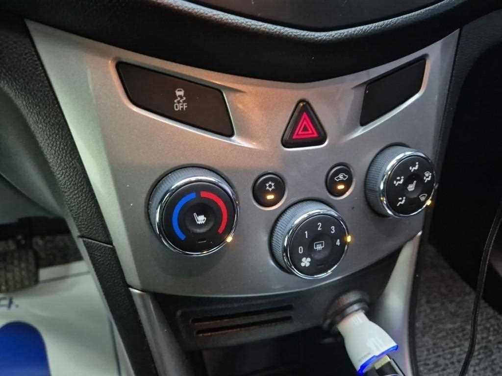 Chevrolet Trax 2016 Blanco - Importación desde Corea - HF Imports Iquique - Foto 16