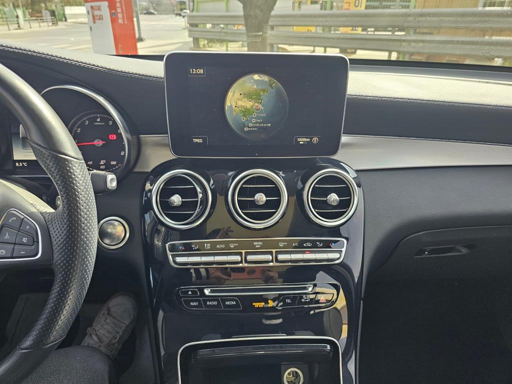 Mercedes Benz GLC Class 2019 Negro - Importación desde Corea - HF Imports Iquique - Foto 16