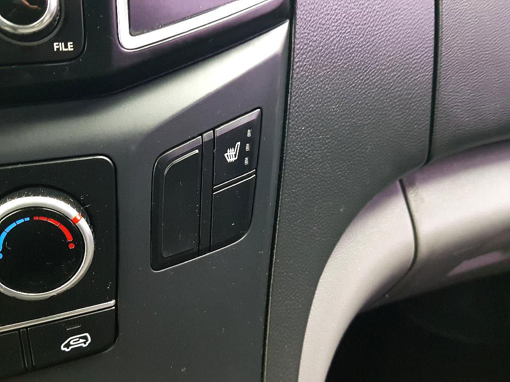 HYUNDAI Starex 2017 Gris - Importación desde Corea - HF Imports Iquique - Foto 16