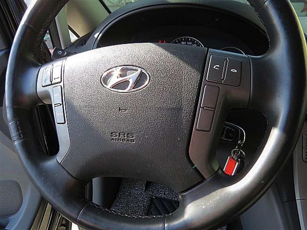 HYUNDAI Starex 2019 Negro - Importación desde Corea - HF Imports Iquique - Foto 7