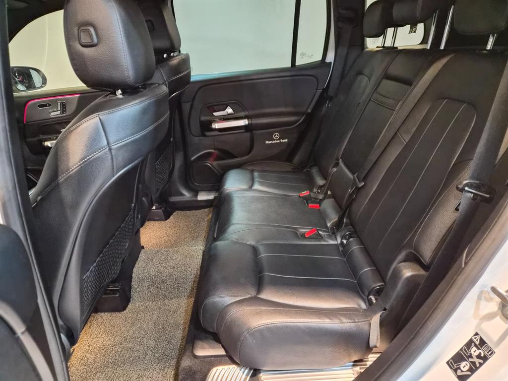 Mercedes Benz GLB Class - Vista 7