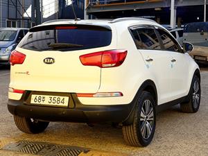 KIA Sportage - Vista 8