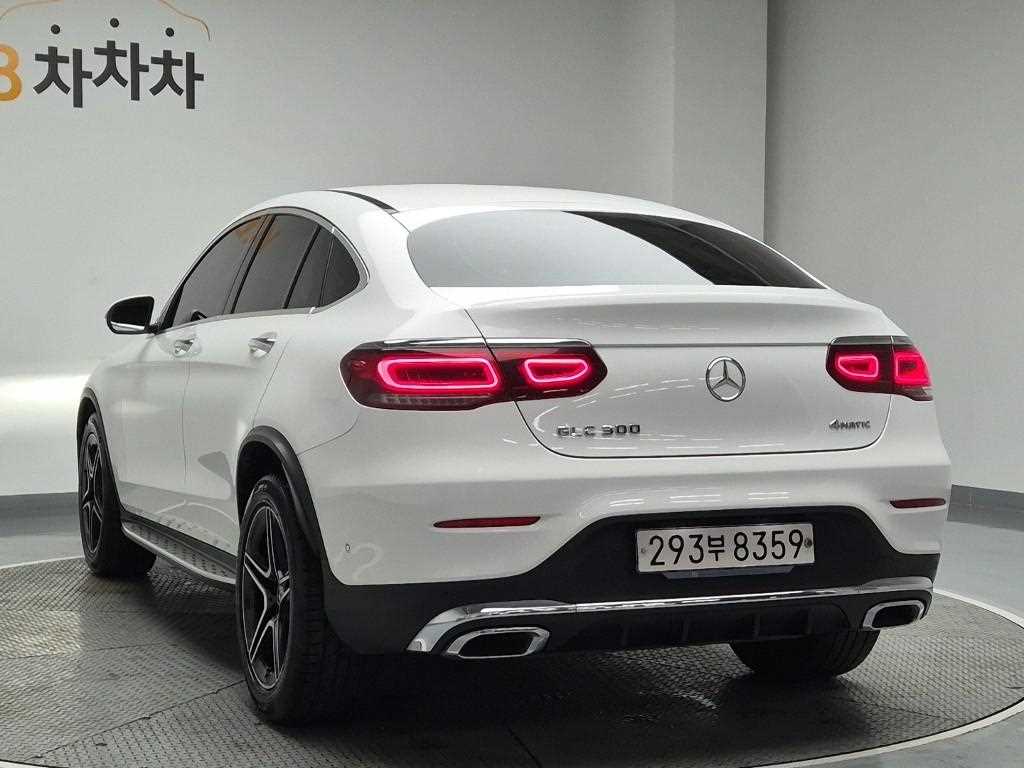 Mercedes Benz GLC Class - Vista 2