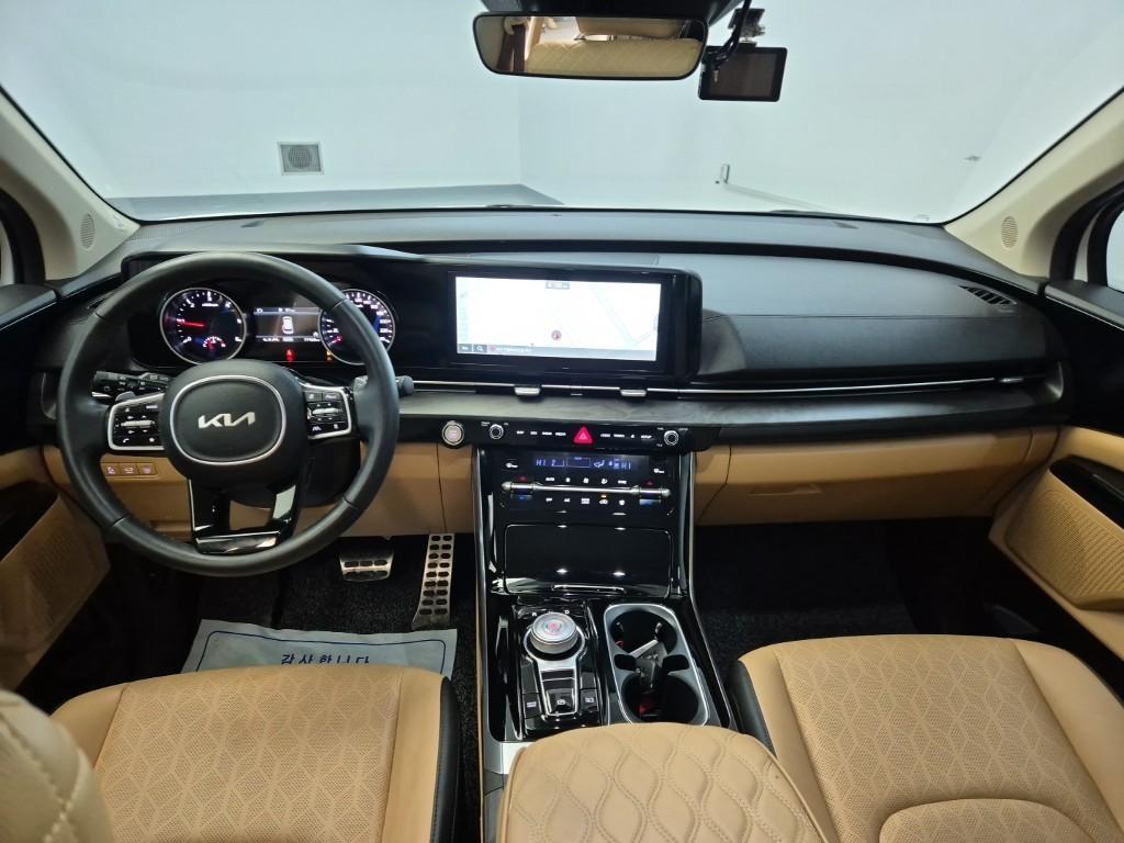 KIA Carnival - Vista 7