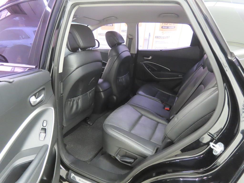 HYUNDAI Santa Fe - Vista 6