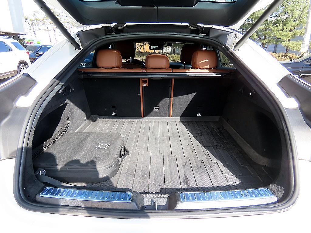 Mercedes Benz GLC Class 2023 Blanco - Importación desde Corea - HF Imports Iquique - Foto 16