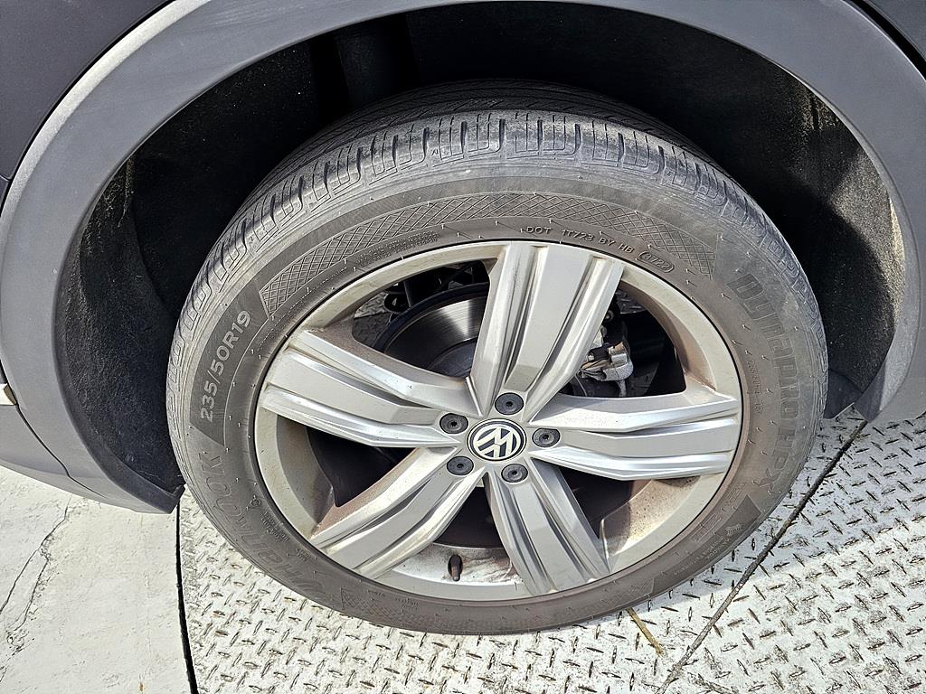 Volkswagen Tiguan 2018 Negro - Importación desde Corea - HF Imports Iquique - Foto 20