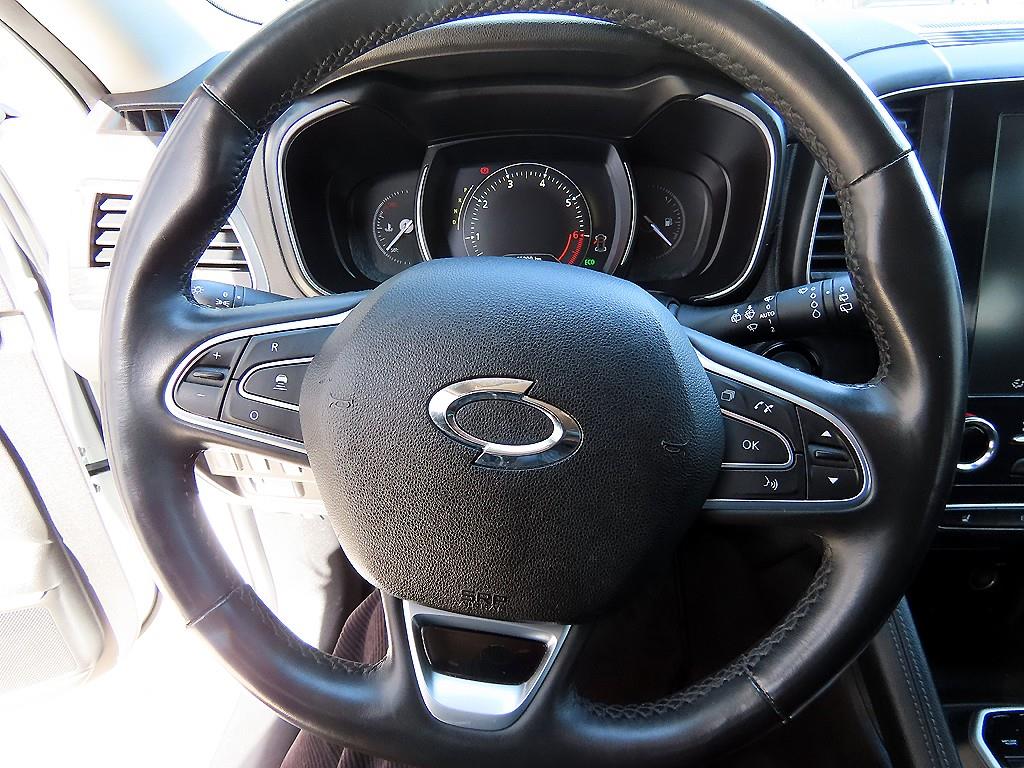 SAMSUNG QM6 - Vista 8