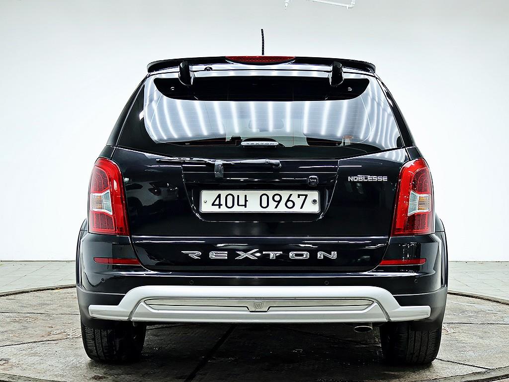 Ssangyong Rexton - Vista 5