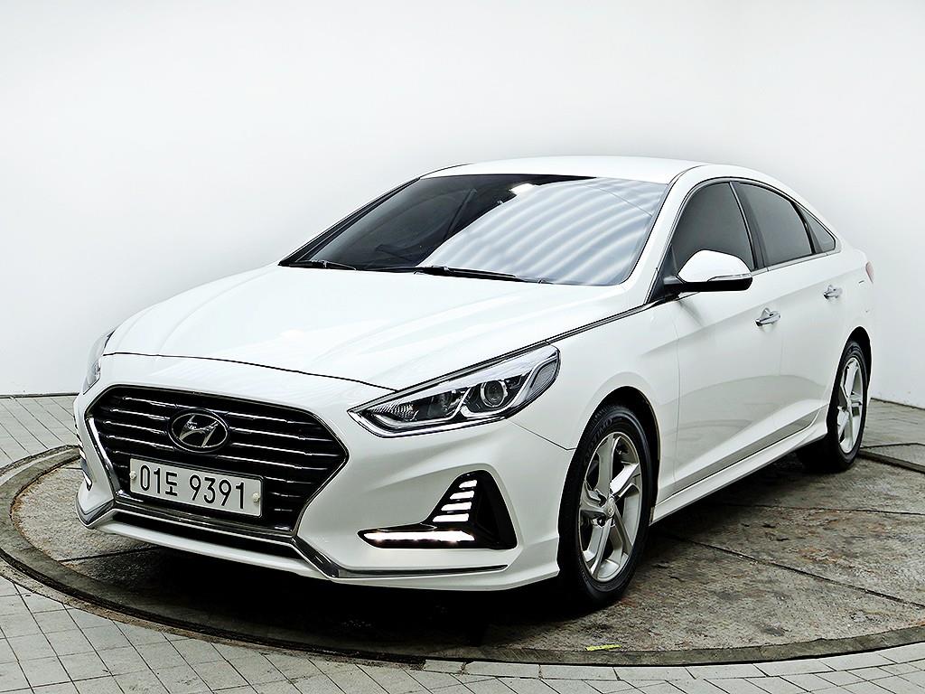 HYUNDAI Sonata - Vista 3