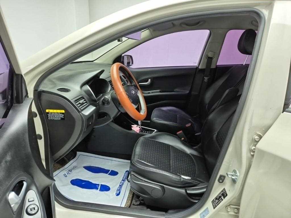 KIA Morning - Vista 11