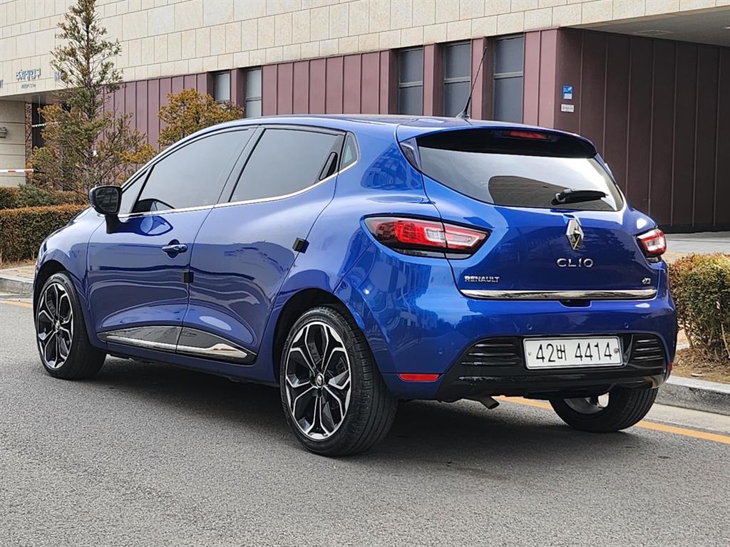 SAMSUNG Clio - Vista 4