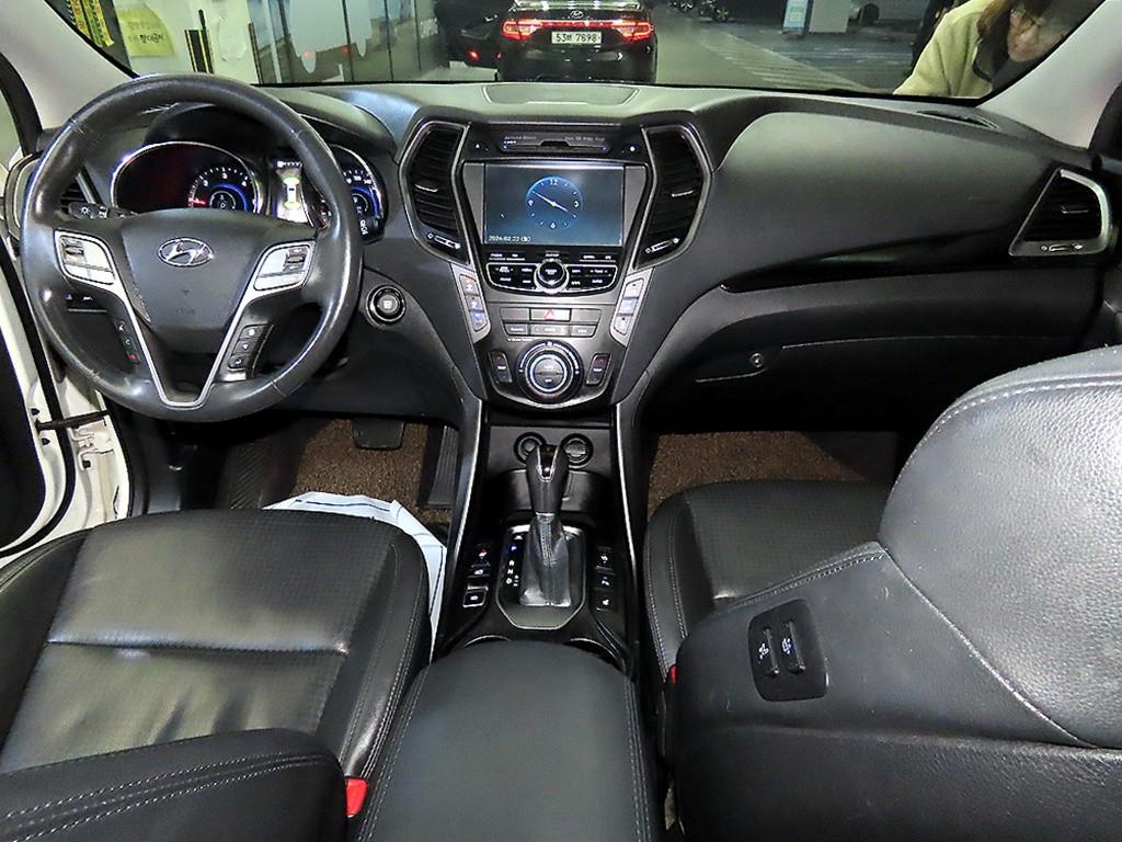 HYUNDAI Maxcruz - Vista 10