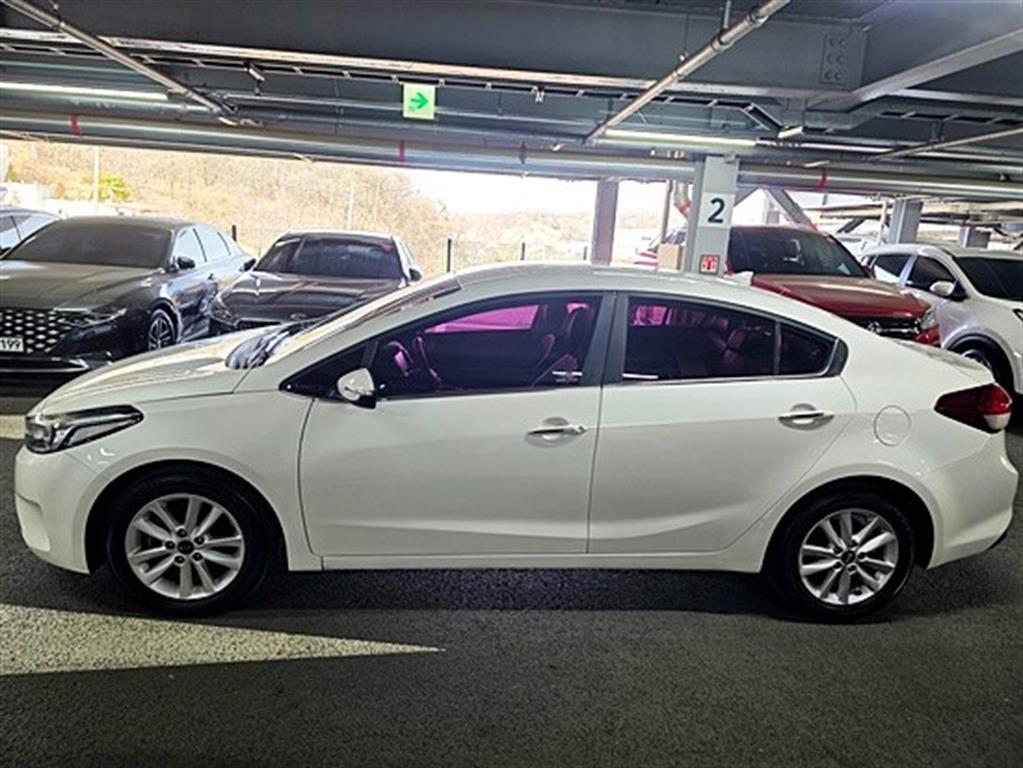 KIA K3 2016 Blanco - Importación desde Corea - HF Imports Iquique - Foto 18