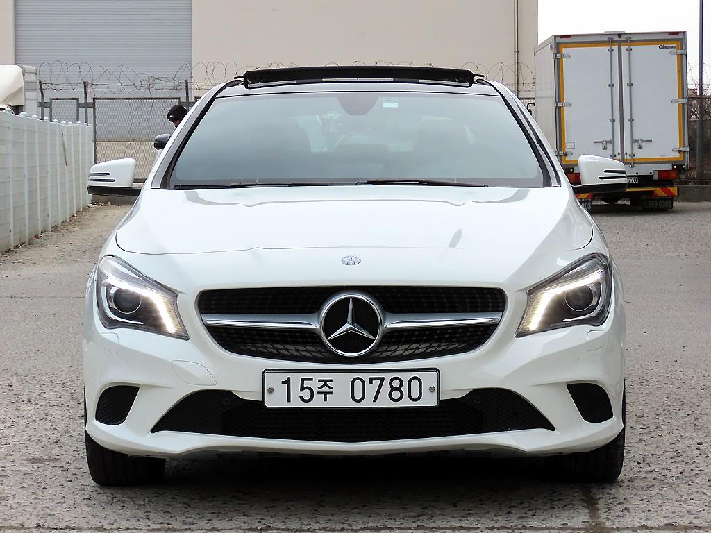 Mercedes Benz CLA Class 2016 Blanco - Importación desde Corea - HF Imports Iquique - Foto 1