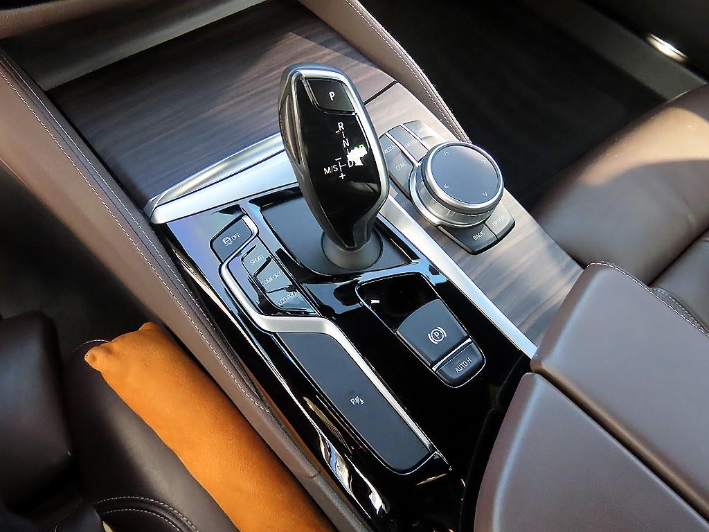 BMW 5 Series - Vista 11