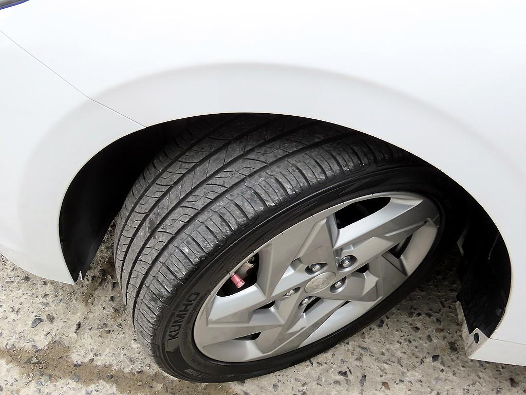 HYUNDAI Ioniq 2017 Blanco - Importación desde Corea - HF Imports Iquique - Foto 18