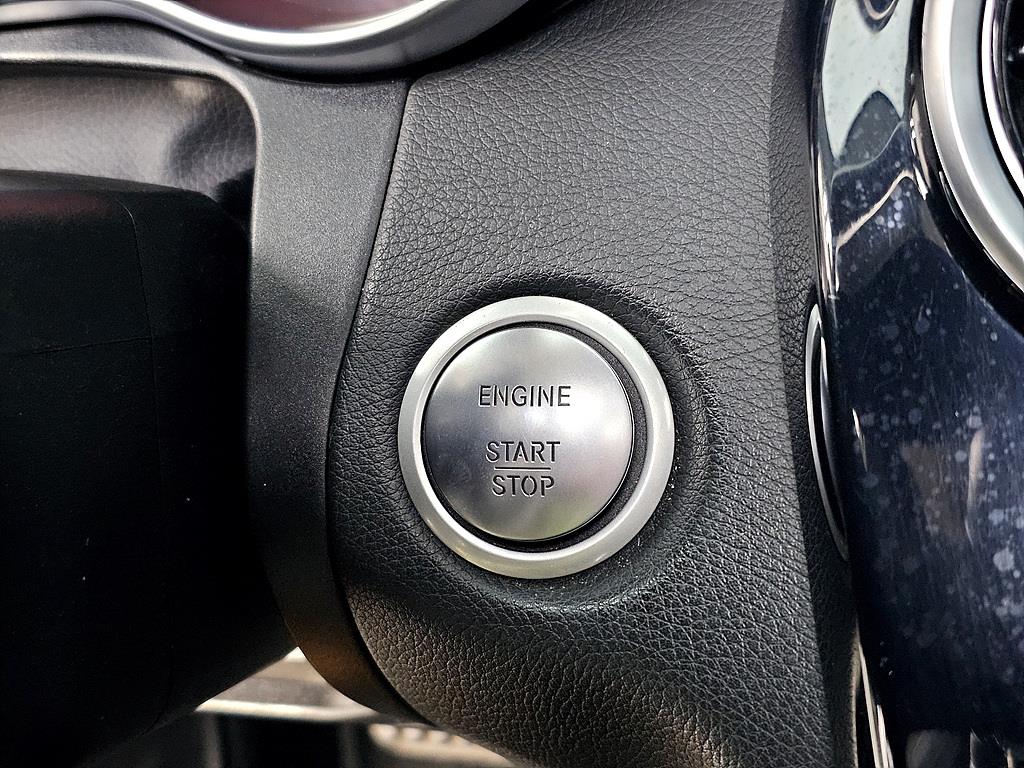 Mercedes Benz C Class 2016 Blanco - Importación desde Corea - HF Imports Iquique - Foto 14