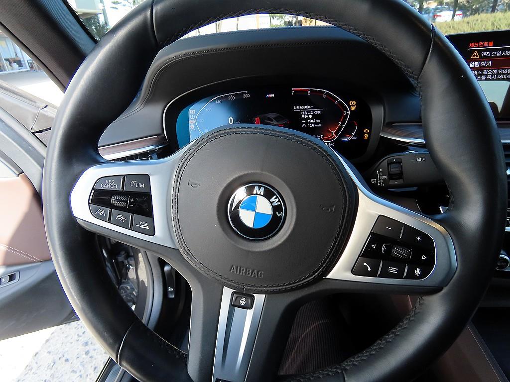 BMW 5 Series - Vista 8