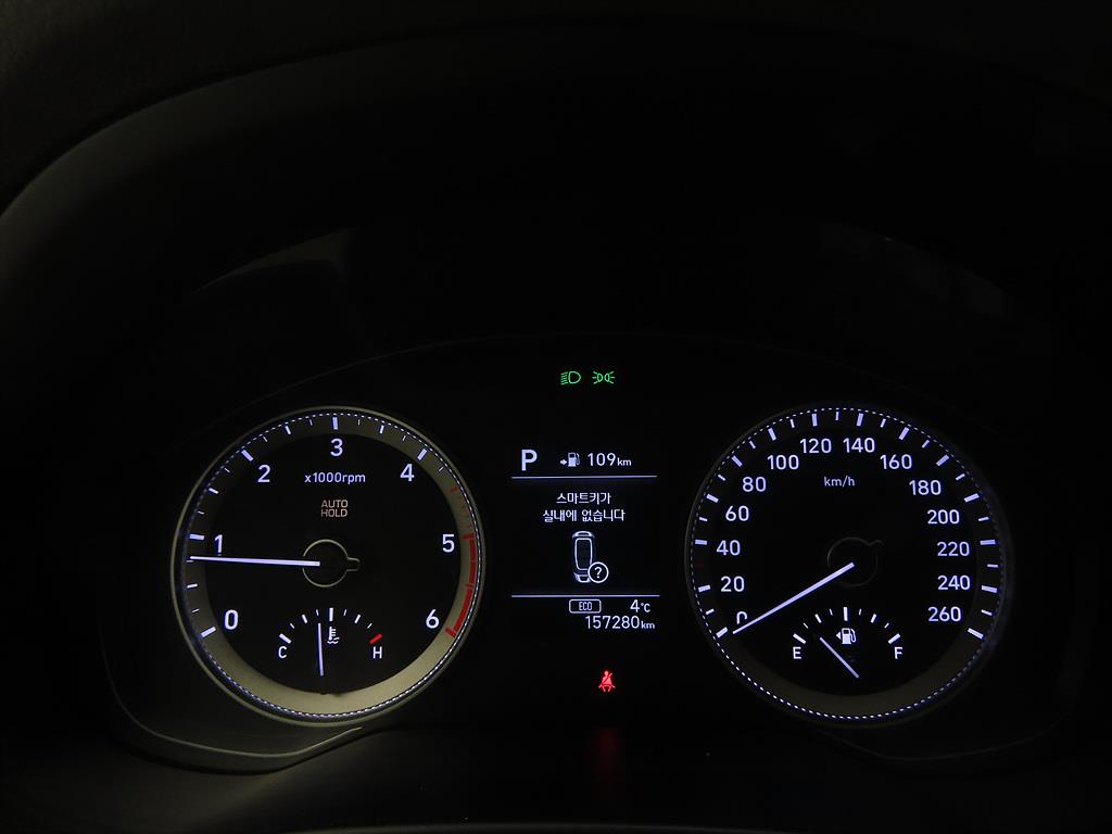 HYUNDAI Grandeur - Vista 9