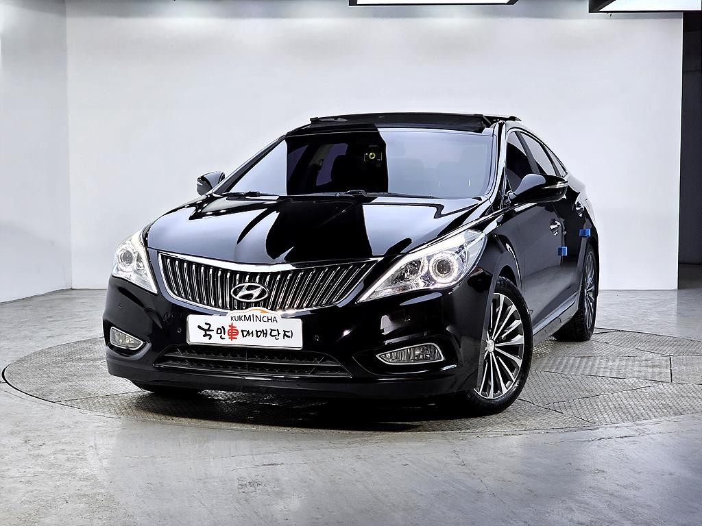 HYUNDAI Grandeur - Vista 2