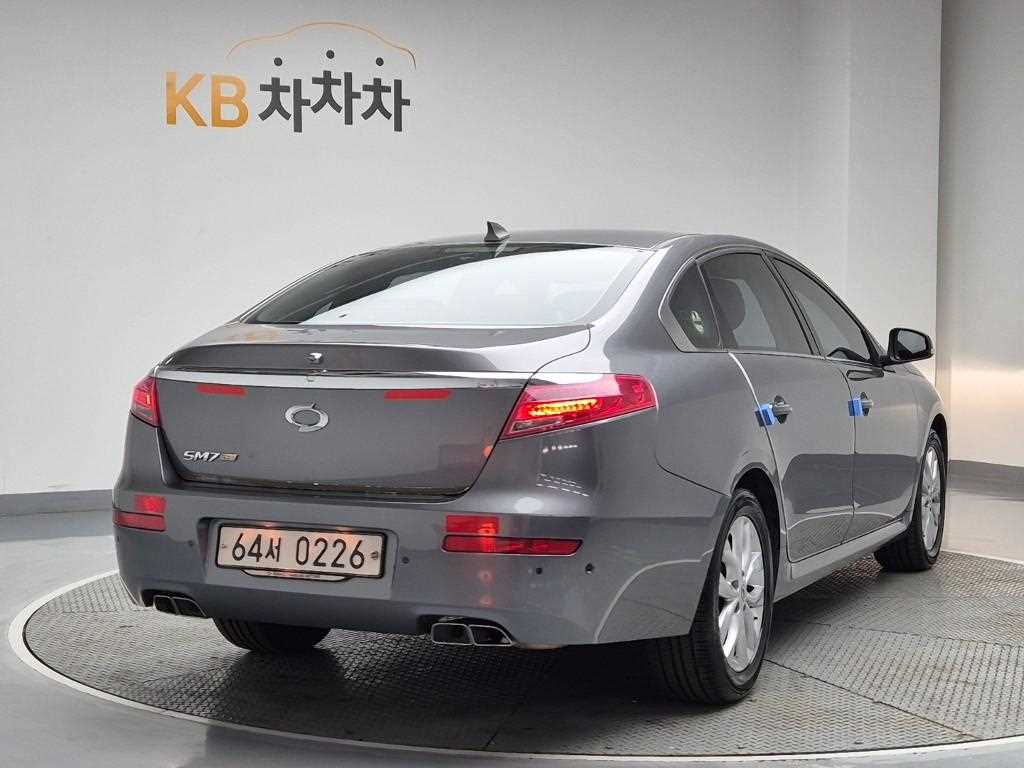 SAMSUNG SM7 - Vista 3