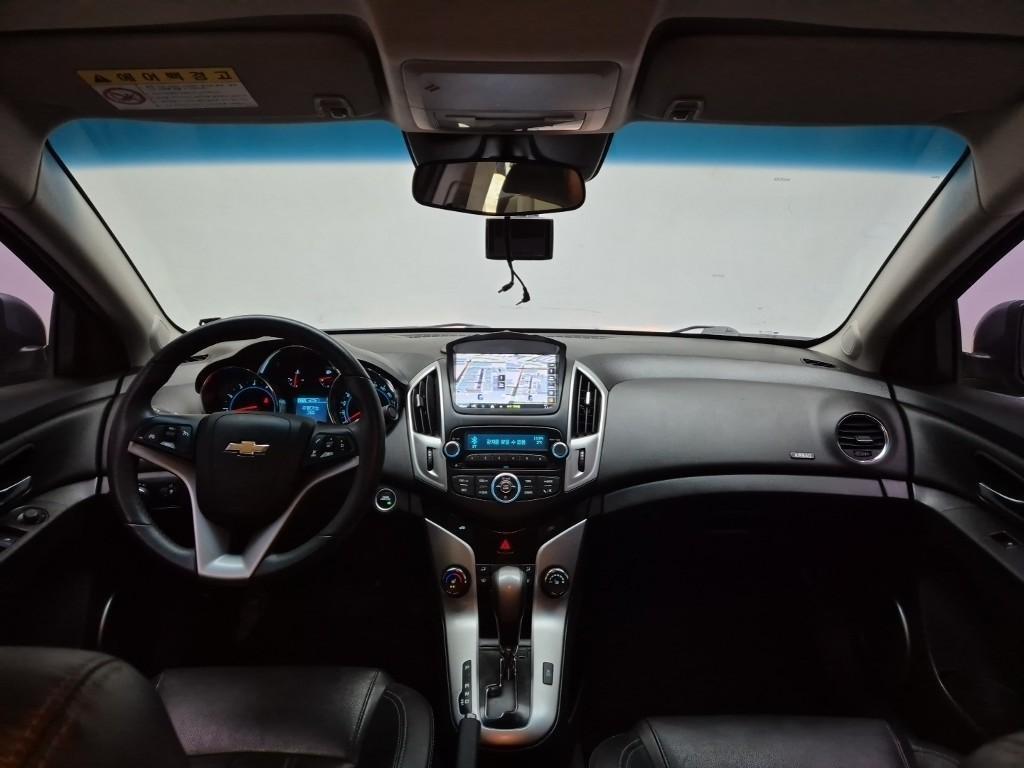 Chevrolet Cruise - Vista 7