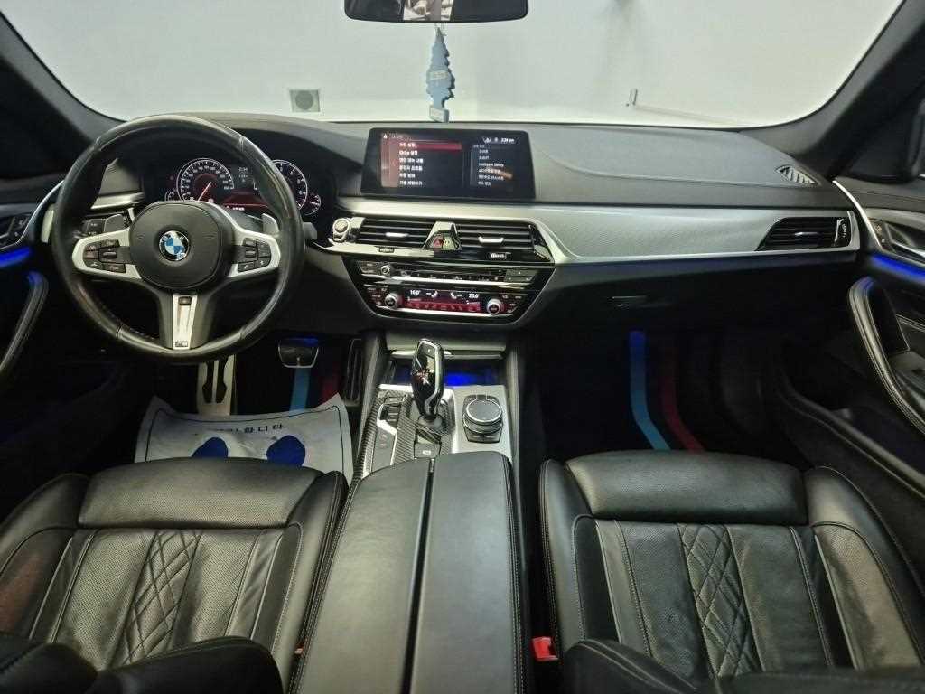 BMW 5 Series - Vista 7