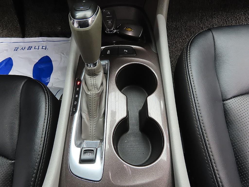 Chevrolet Malibu 2017 Gris - Importación desde Corea - HF Imports Iquique - Foto 11