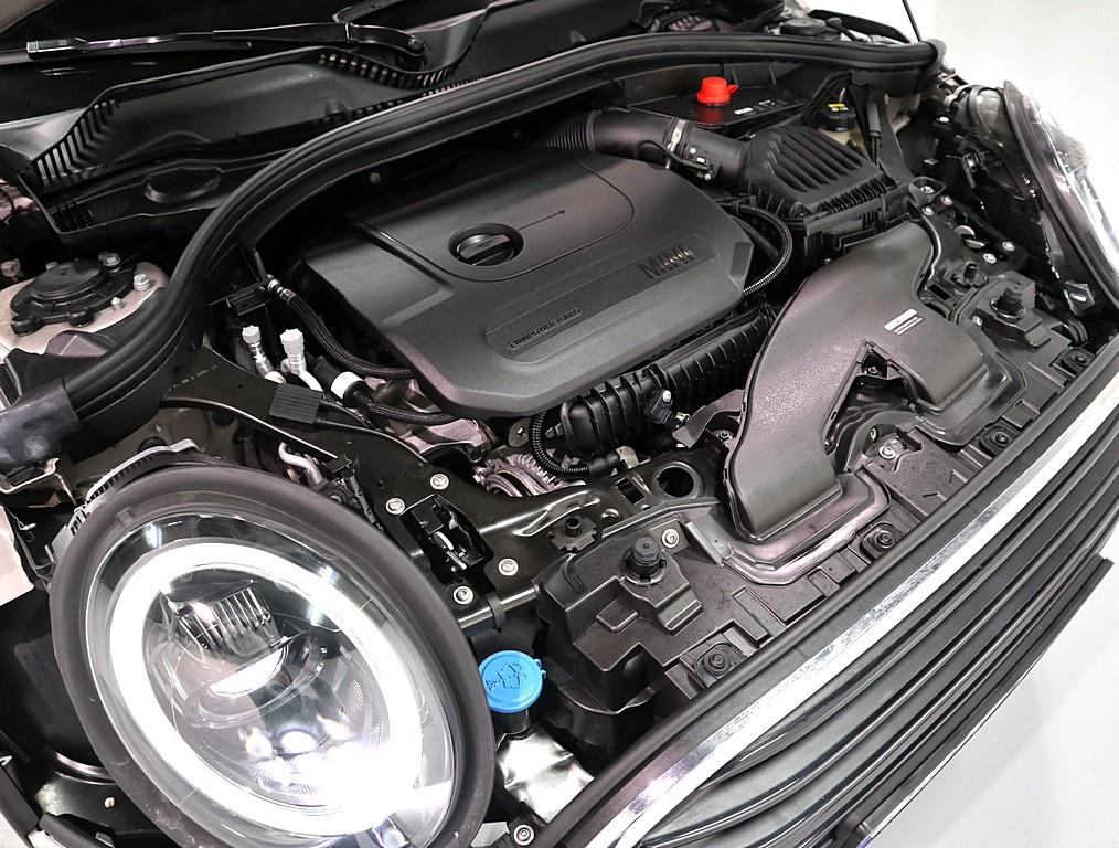 Mini Clubman - Vista 6