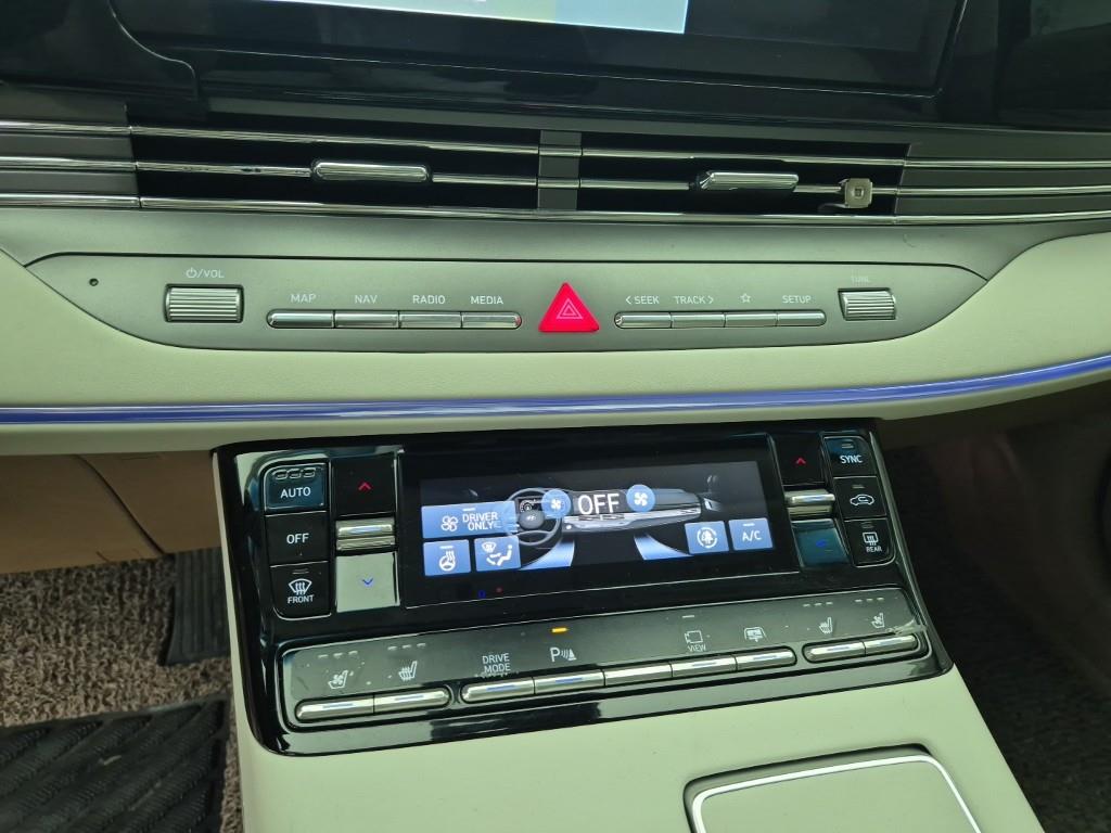 HYUNDAI Grandeur - Vista 10
