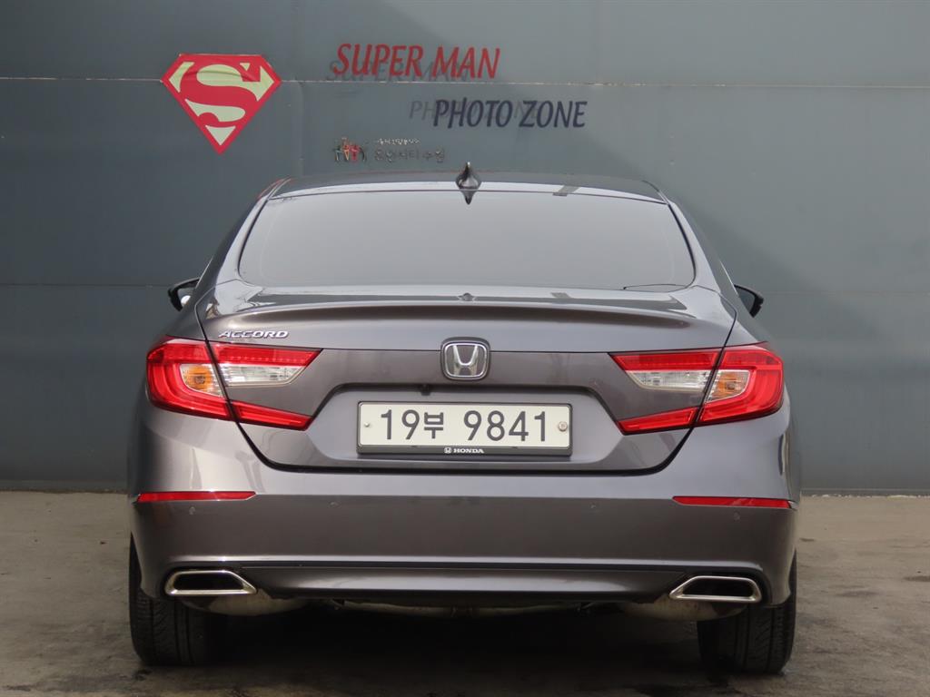 Honda Accord - Vista 7