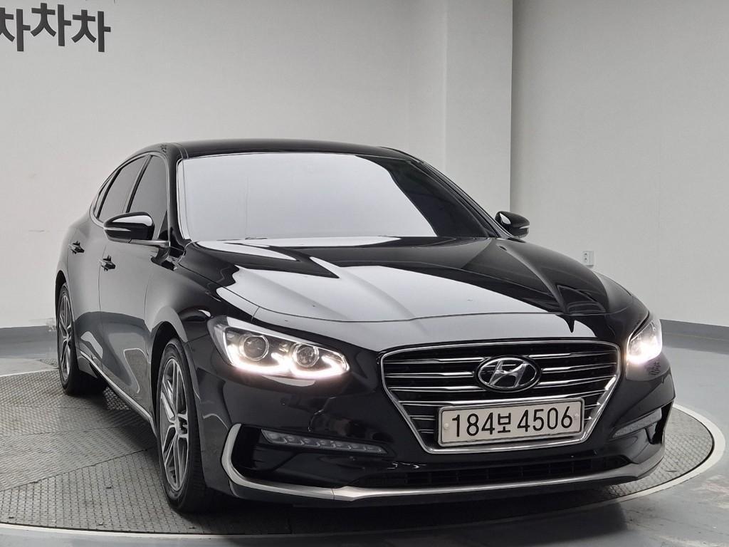 HYUNDAI Grandeur - Vista 4