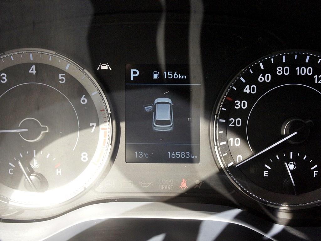 HYUNDAI Venue 2020 Negro - Importación desde Corea - HF Imports Iquique - Foto 9