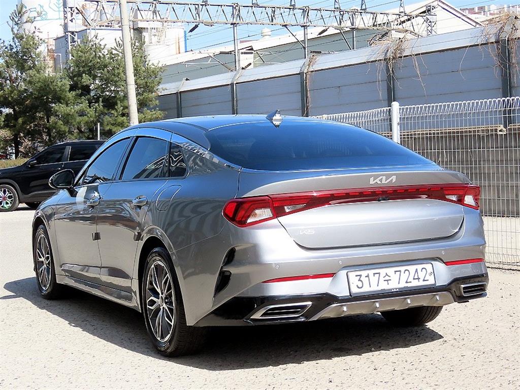 KIA K5 - Vista 3