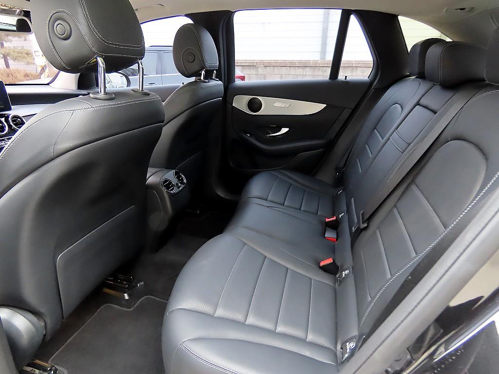 Mercedes Benz GLC Class - Vista 6