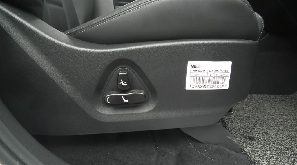 Ssangyong Rexton 2020 the color of pearl - Importación desde Corea - HF Imports Iquique - Foto 9