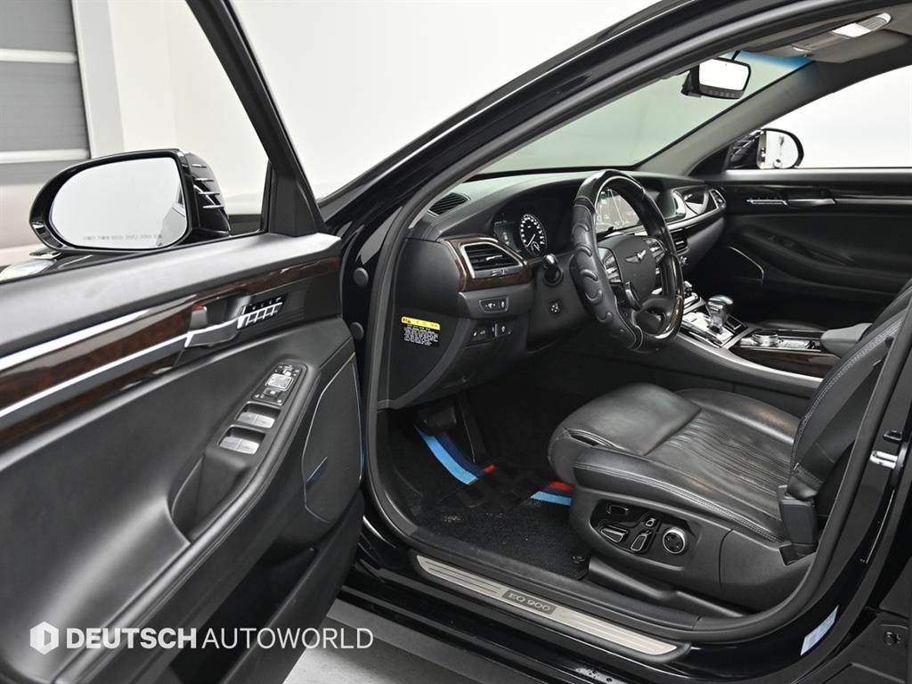 Genesis EQ900 - Vista 11