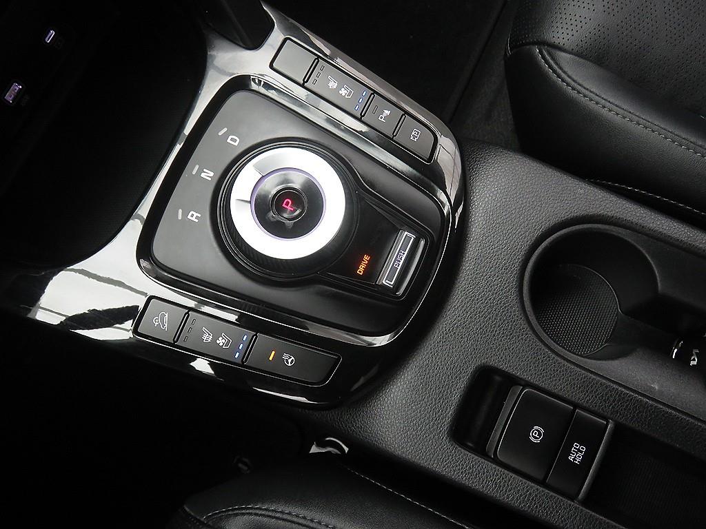 KIA Seltos 2024 Blanco - Importación desde Corea - HF Imports Iquique - Foto 15