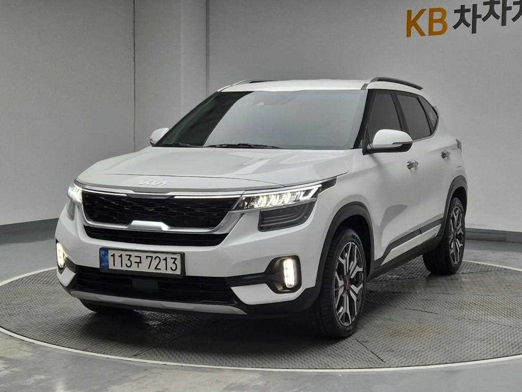KIA Seltos 2023 Blanco - Importación desde Corea - HF Imports Iquique - Foto 1