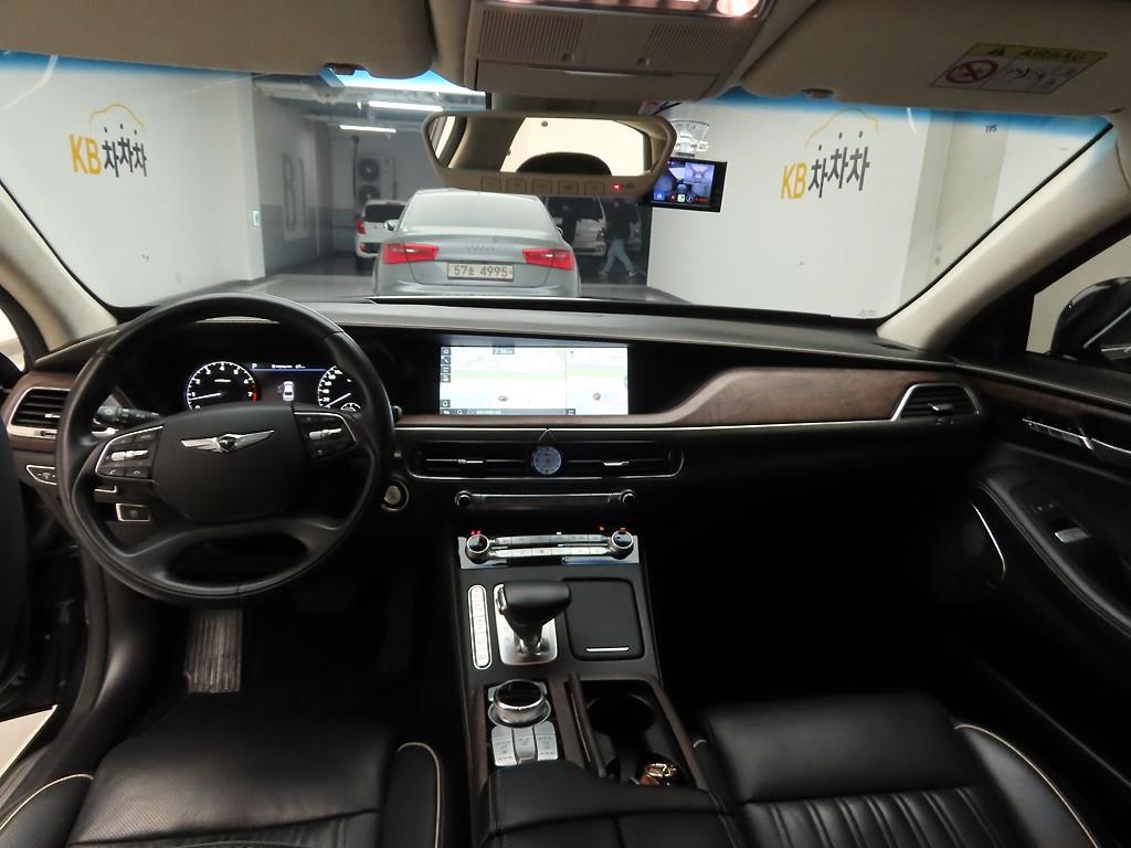 Genesis G90 - Vista 7