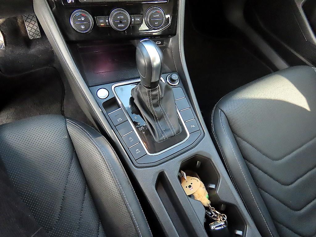 Volkswagen Jetta - Vista 10