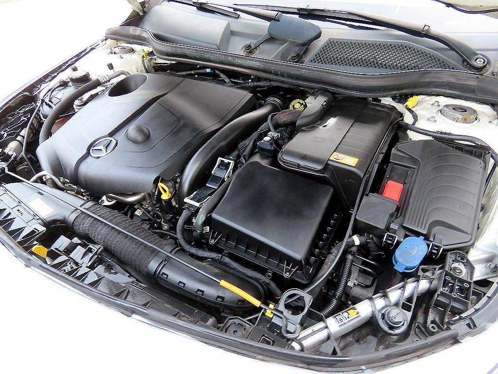 Mercedes Benz CLA Class 2016 Blanco - Importación desde Corea - HF Imports Iquique - Foto 19