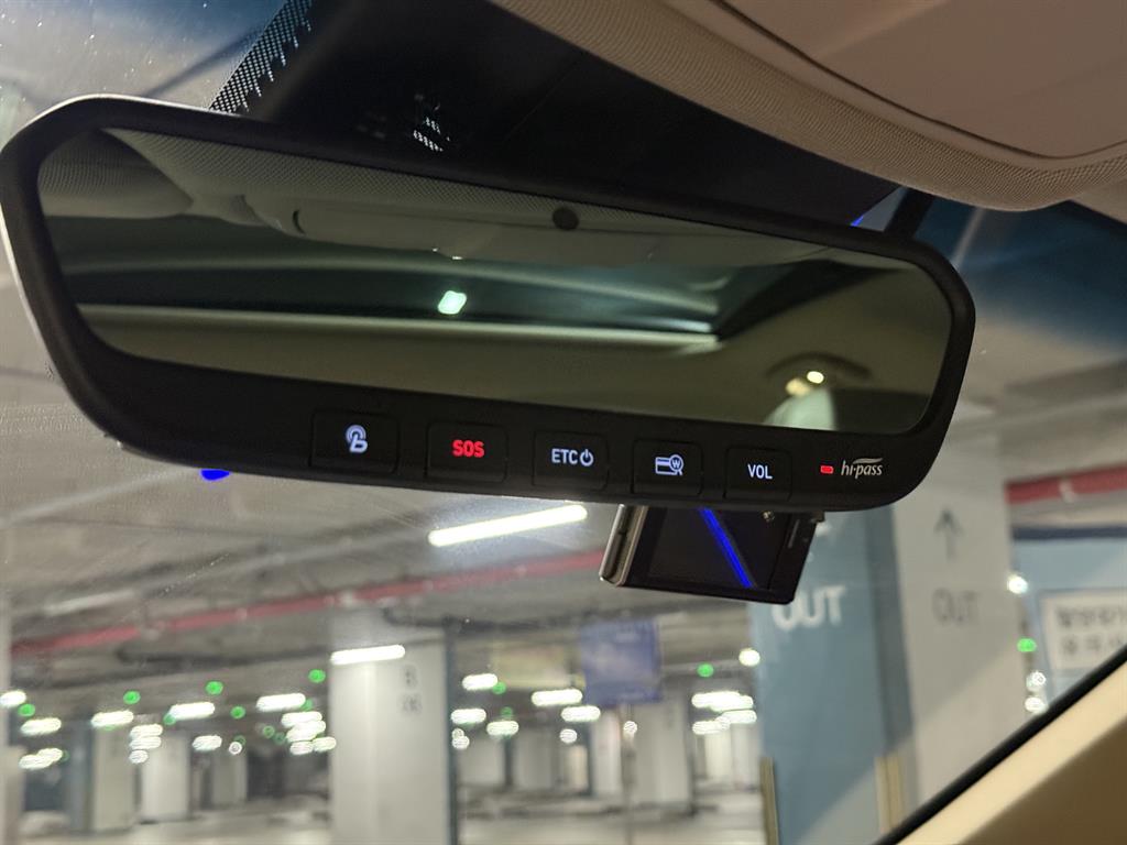 Genesis G80 - Vista 9