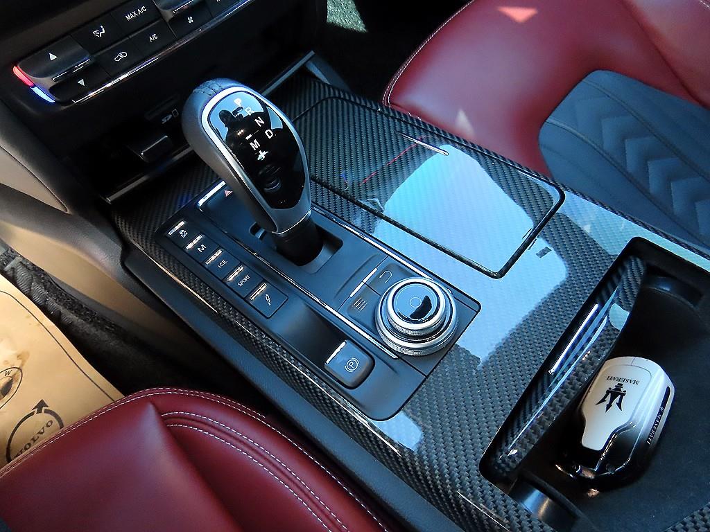 Maserati Ghibli - Vista 10