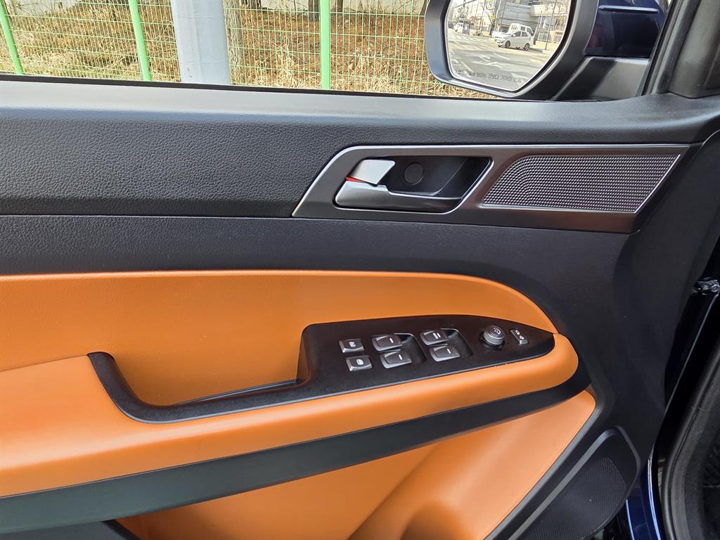 Ssangyong Rexton - Vista 6