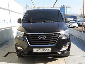 HYUNDAI Starex - Vista 2