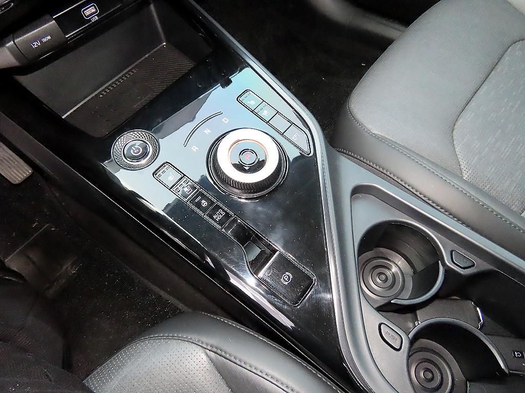KIA Niro - Vista 10